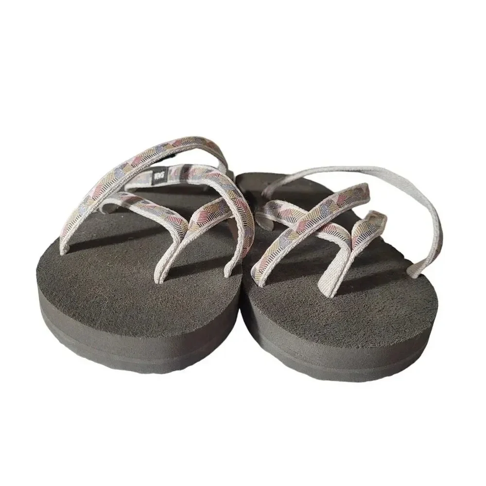 Teva Olowahu Sandals Women's‎ Size 11 Flip Flops Thongs Summer Beach Outdoor
